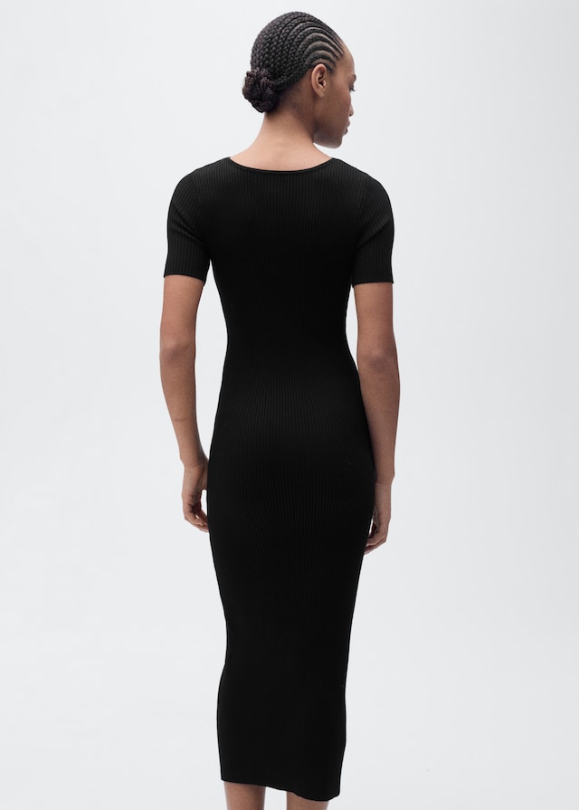 Mango Geripptes Midikleid Mit Ausschnitt