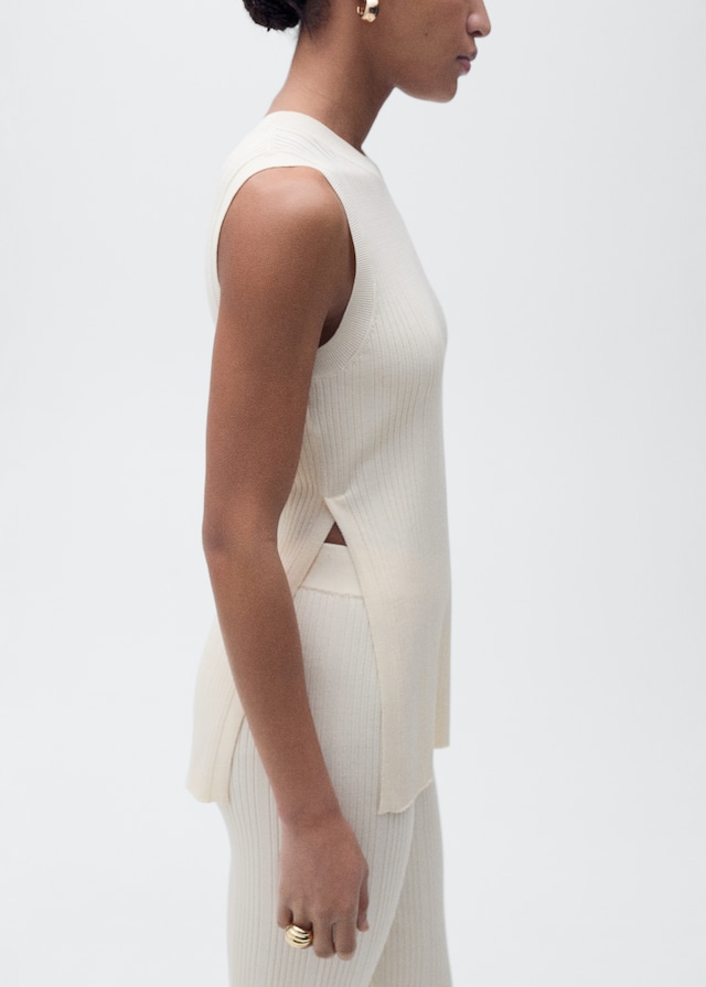 Mango Geripptes Top Mit Schlitzen