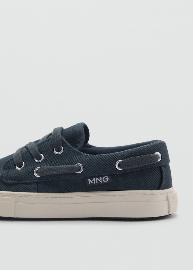 Mango Geschnürte Bootsschuhe