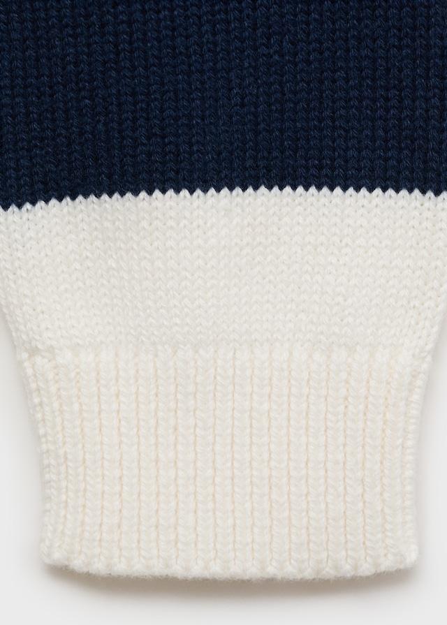 Mango Gestreifter Strickpullover