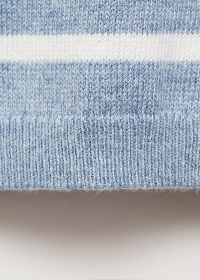 Mango Gestreifter Strickpullover