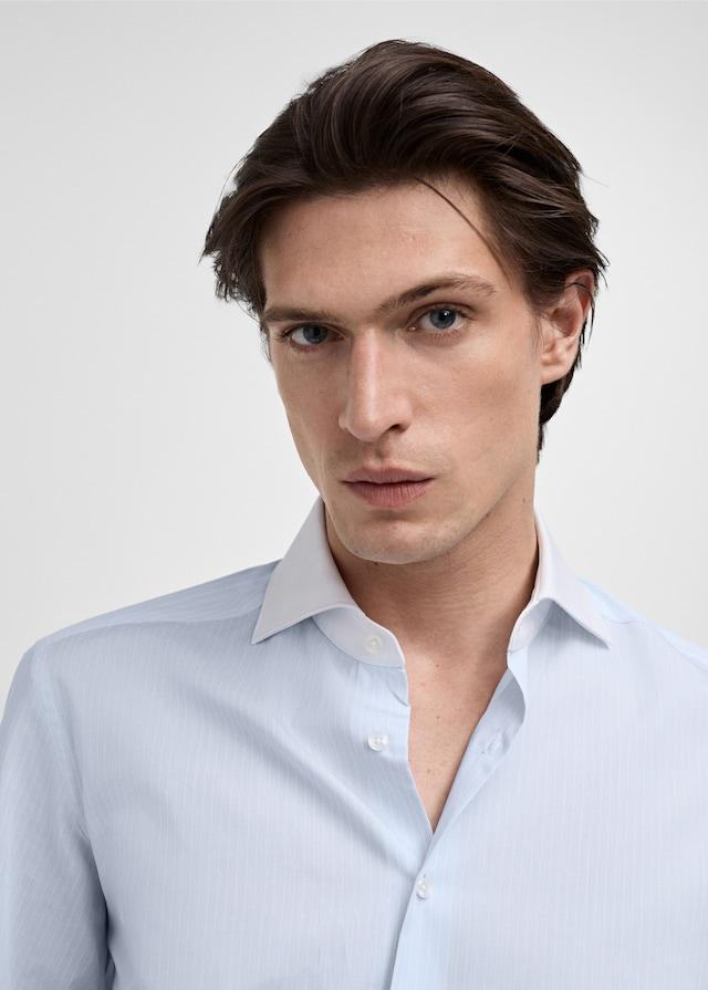 Mango Gestreiftes Oberhemd Mit Kontrastkragen