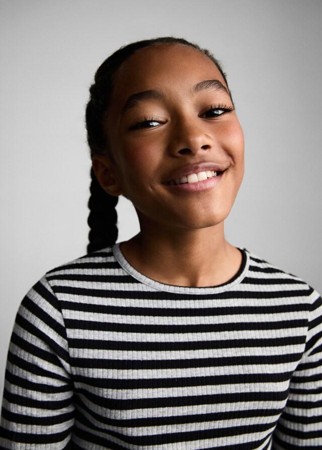 Mango Gestreiftes Rippen-T-Shirt