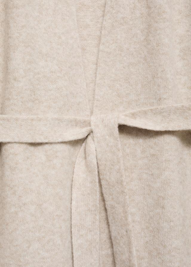 Mango Kurzer Strick-Cardigan