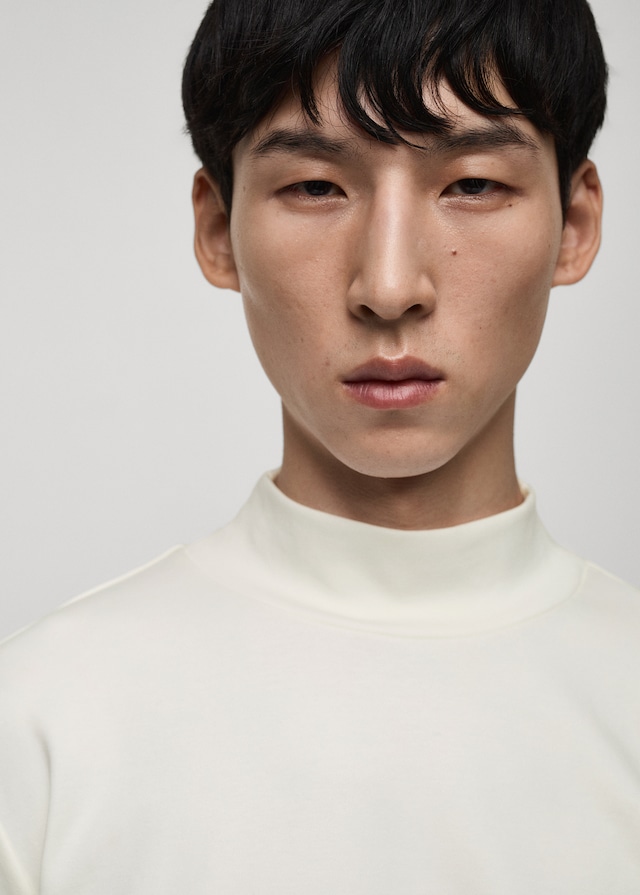 Mango Langärmliges T-Shirt Mit Halbhohem Kragen