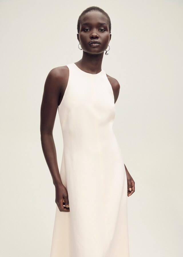 Mango Leinenkleid mit ausgefranstem Saum