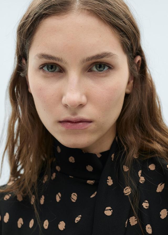 Mango Polka-Dots-Bluse Mit Drapiertem Kragen