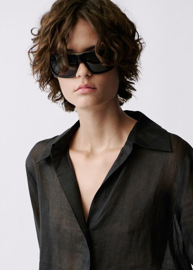 Mango Ramie-Hemd mit verdeckter Knopfleiste