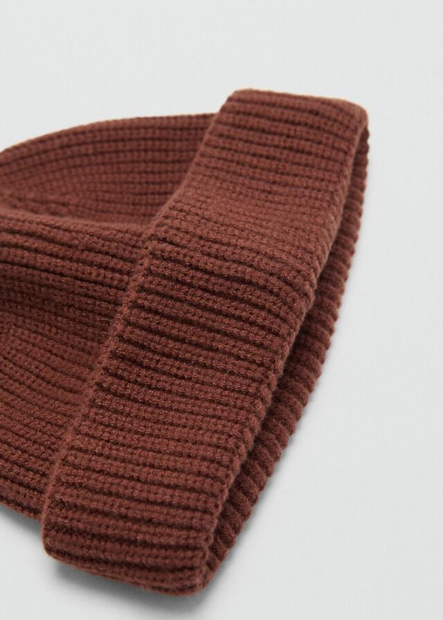 Mango Rippstrickmütze