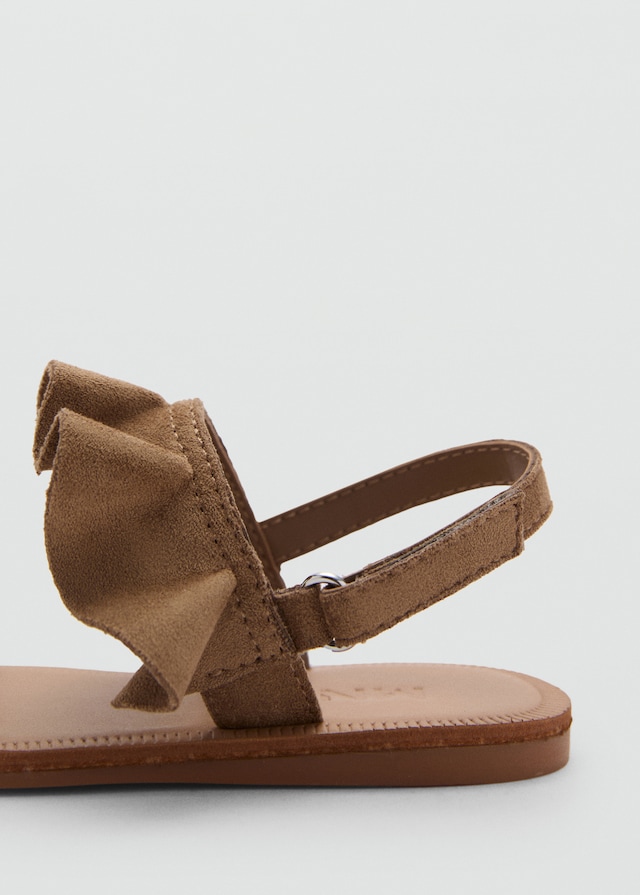 Mango Sandale Mit Riemen Und Rüschen