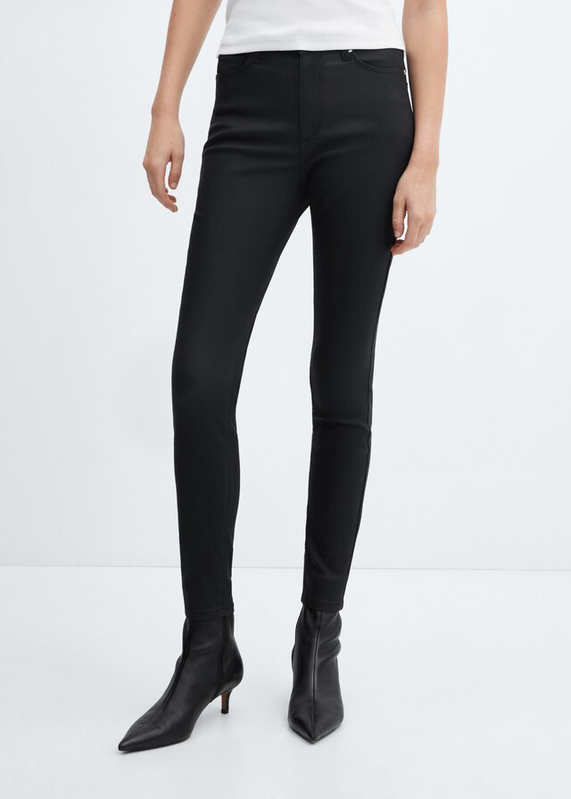 Mango Skinny Coated-Jeans mit hohem Bund