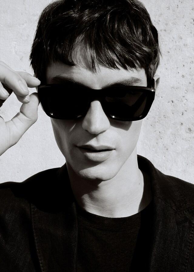 Mango Sonnenbrille mit rechteckigem Brillengestell