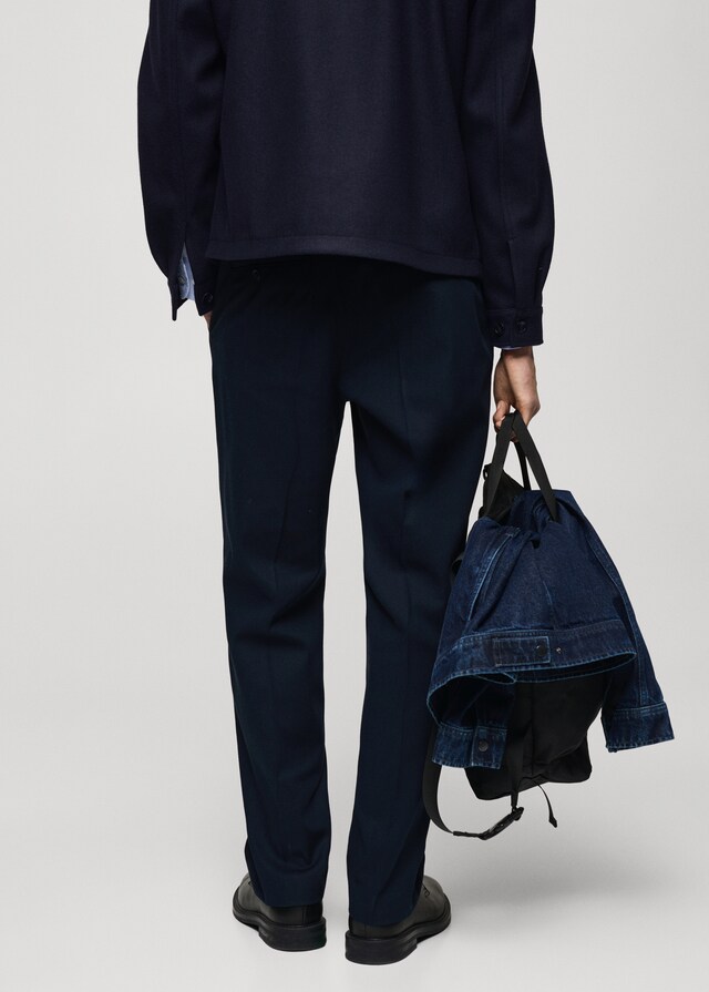 Mango Straight Fit-Bundfaltenhose