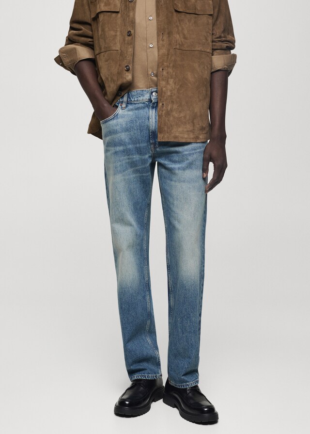 Mango Straight Fit-Jeans im Used-Look