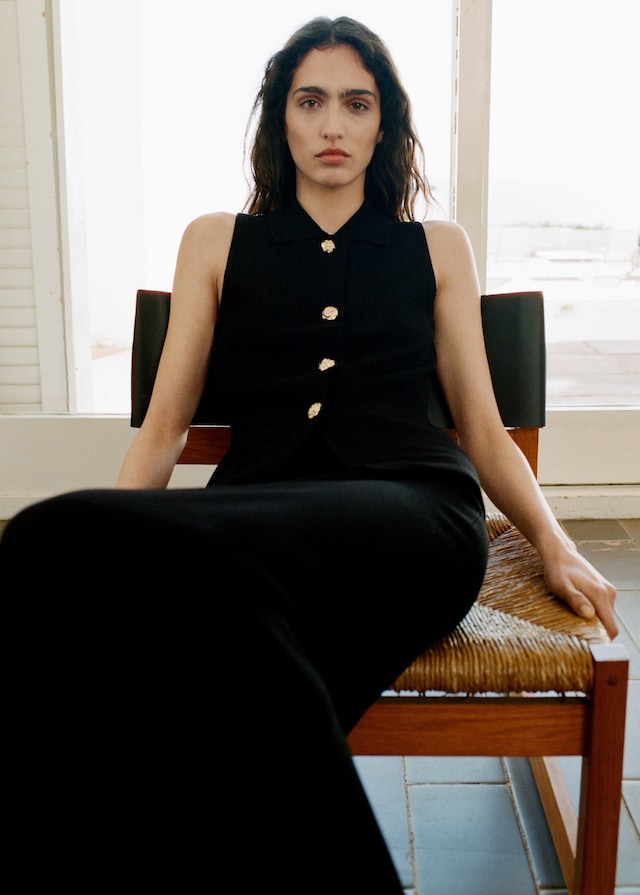 Mango Strickjacke Mit Schmuckknöpfen