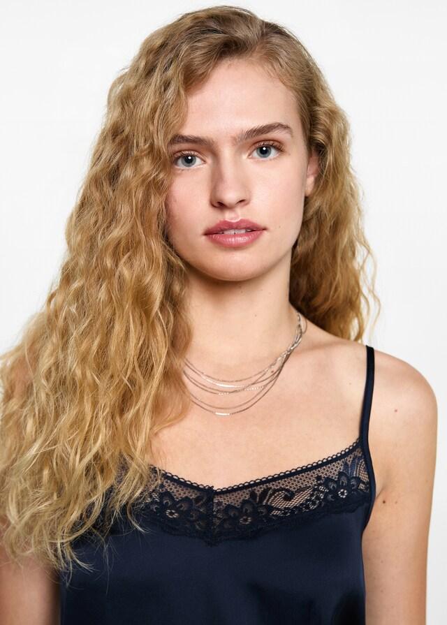 Mango Top Mit Seidenspitzen-Detail