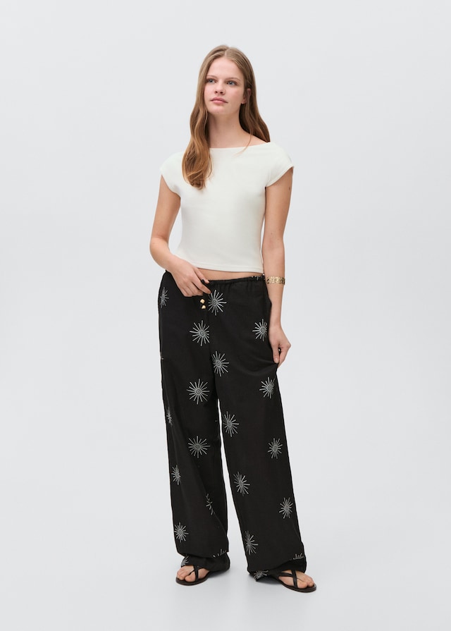 Mango T-Shirt Aus 100 % Baumwolle Mit Bateau-Ausschnitt