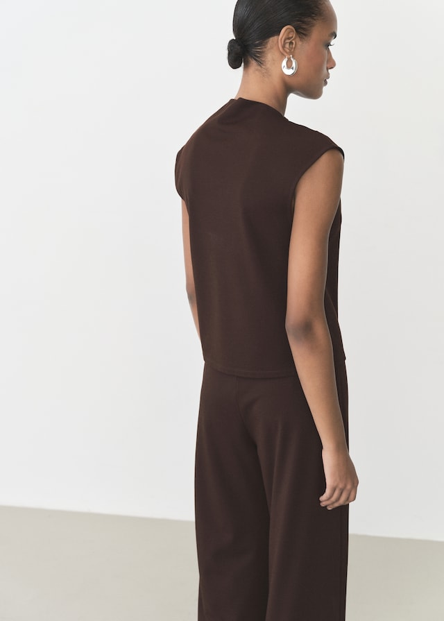 Mango T-Shirt Mit Asymmetrischem Ausschnitt Und Raffdetails