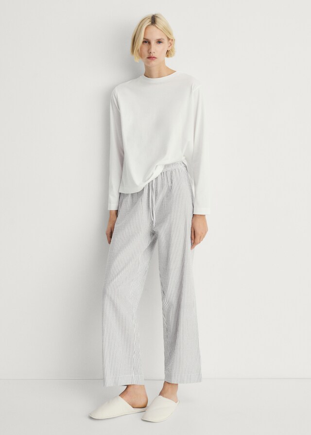 Mango Zweiteiliger Pyjama mit Streifen aus Seersucker