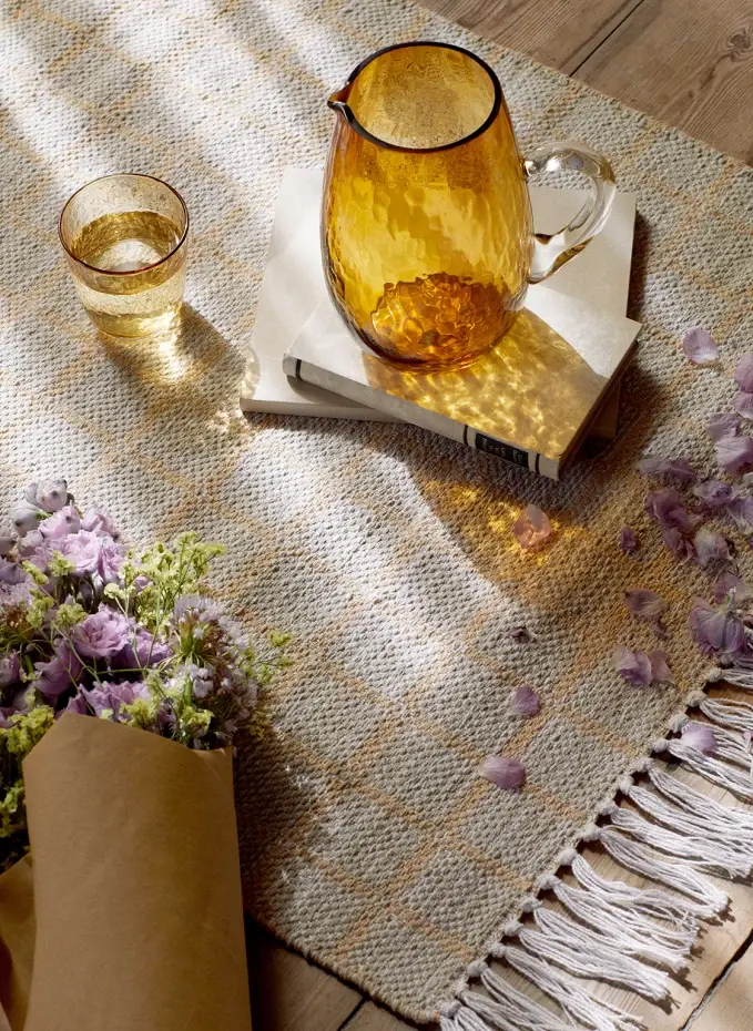 BROSTE COPENHAGEN BROSTE COPENHAGEN Karaffe HAMMEREDVolumen: 2 L