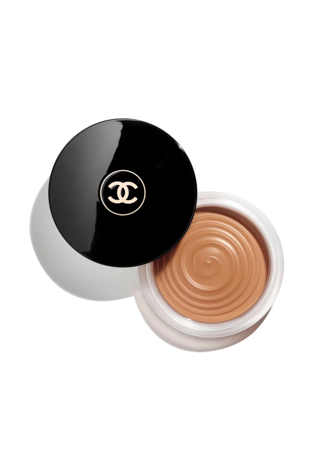 CHANEL CHANEL LES BEIGES CRÈME BELLE MINE ENSOLEILLÉECreme-Bronzer mit Sonnenbräune-Effekt. Natürlicher Glow