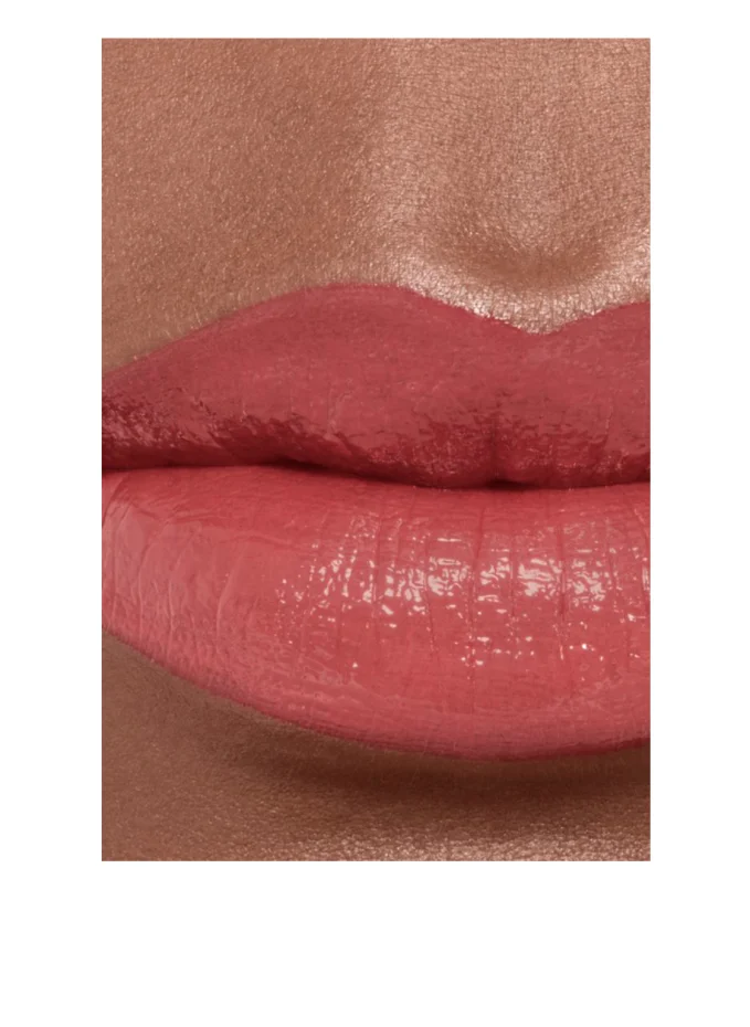 CHANEL CHANEL ROUGE COCO BLOOMDer Feuchtigkeitsspendende Aufpolsternde Hochglänzende Und Farbintensive Lippenstift Mit Langem Halt