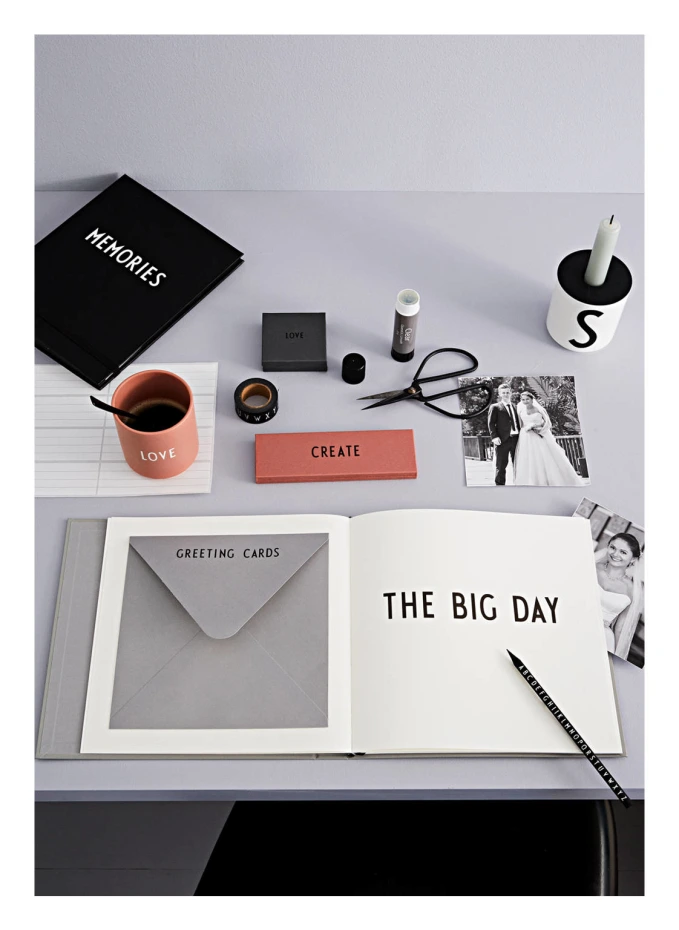 DESIGN LETTERS DESIGN LETTERS Becher LOVE Höhe: 8 5 Cm