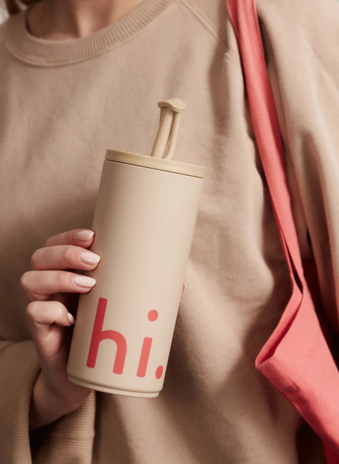 DESIGN LETTERS DESIGN LETTERS To-Go-BecherVolumen: 500 Ml
