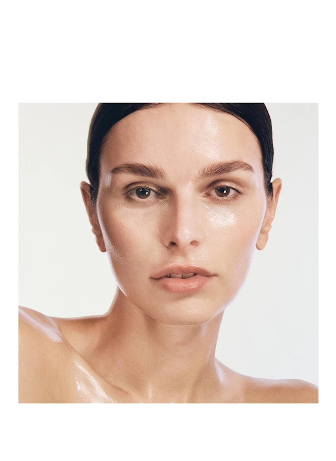 DR. EMI ARPA SKIN DR. EMI ARPA SKIN ESSENTIAL ESSENCE SKIN BALANCING TONEREssenz