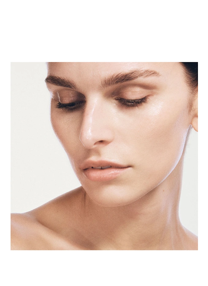 DR. EMI ARPA SKIN DR. EMI ARPA SKIN ESSENTIAL ESSENCE SKIN BALANCING TONEREssenz