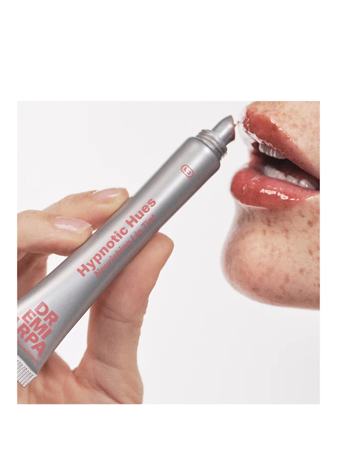 DR. EMI ARPA SKIN DR. EMI ARPA SKIN HYPNOTIC HUES NOURISHING LIP TINTGetönte Lippenpflege Mit Sonnenschutz