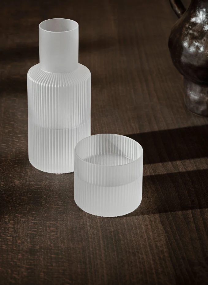 Ferm LIVING Ferm LIVING Set RIPPLE SMALL: Karaffe Und Glas