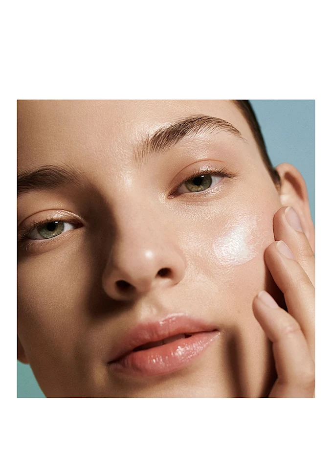 LA MER LA MER THE BROAD SPECTRUMThe SPF 50 UV Protecting Fluid