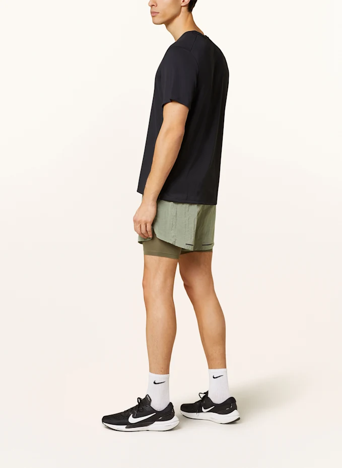 Nike Nike 2-in-1-Laufshorts STRIDE RUNNING DIVISION