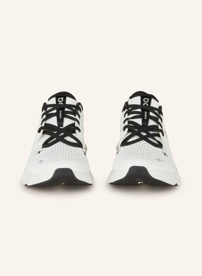 On On Fitnessschuhe CLOUD X 4