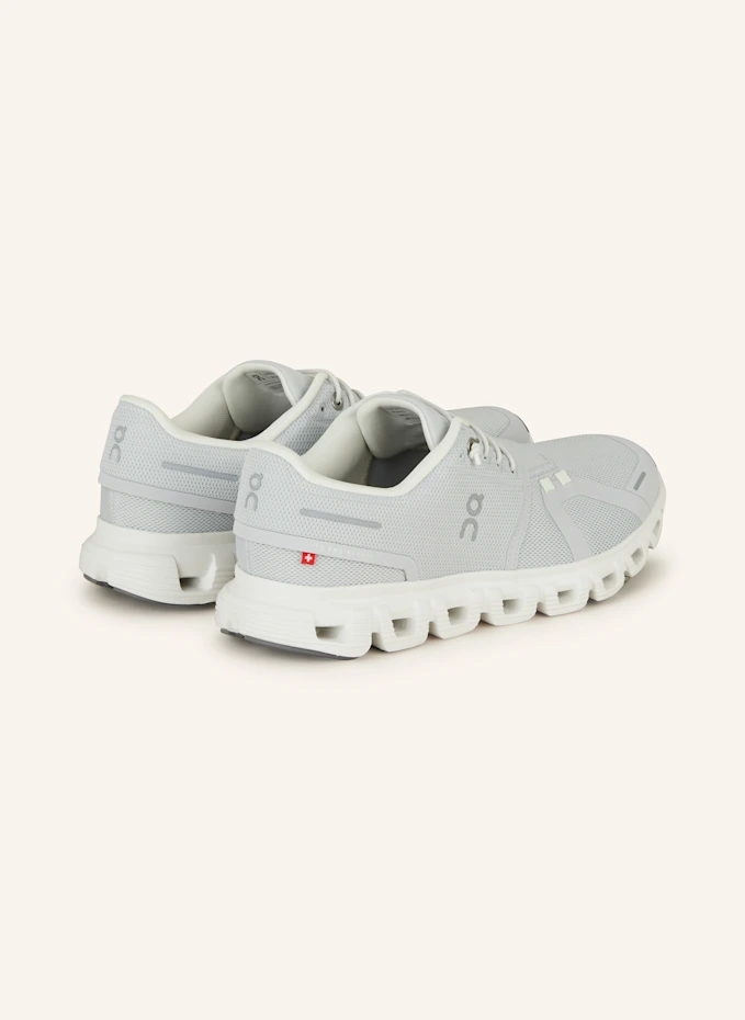 On On Sneaker CLOUD 6