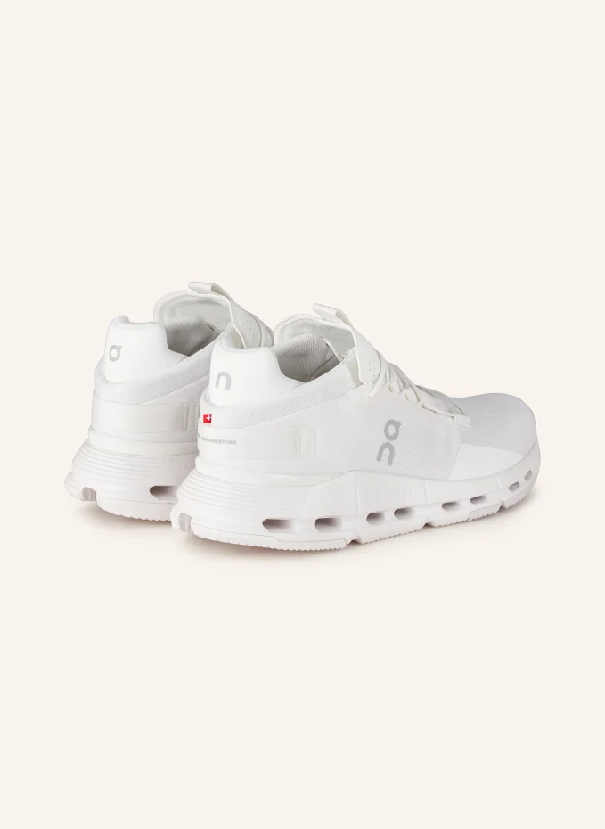 On On Sneaker CLOUDNOVA 2