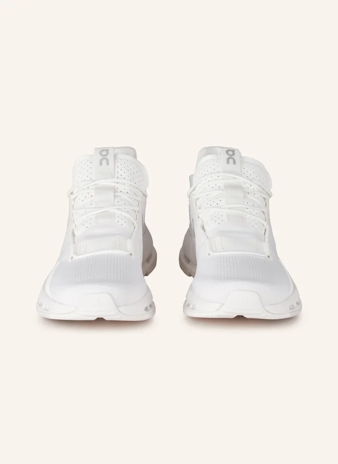 On On Sneaker CLOUDNOVA 2