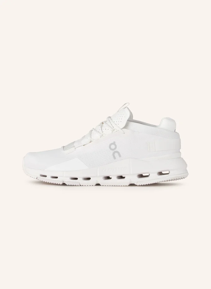 On On Sneaker CLOUDNOVA 2