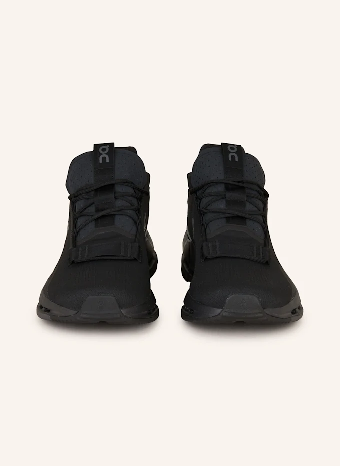 On On Sneaker CLOUDNOVA 2