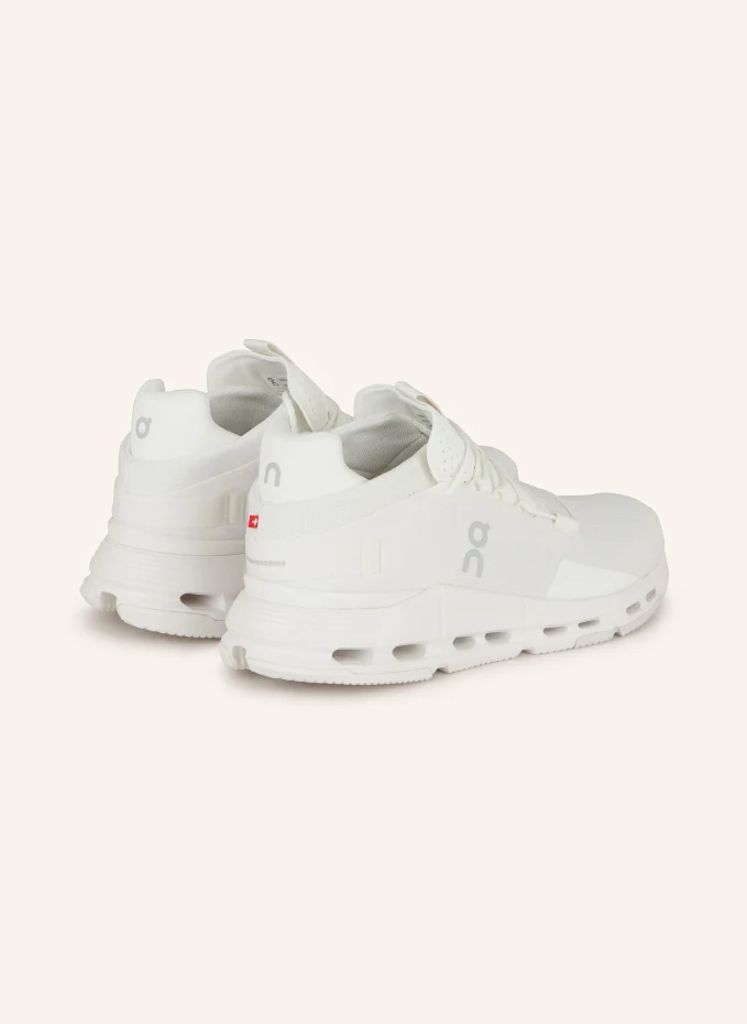 On On Sneaker CLOUDNOVA 2