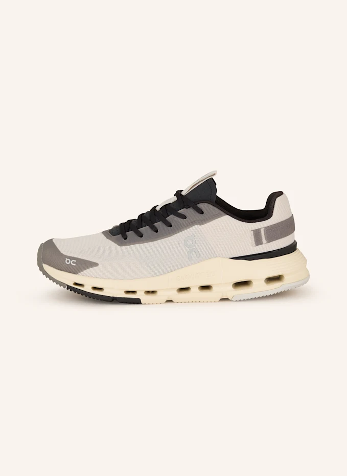 On On Sneaker CLOUDNOVA FORM 2