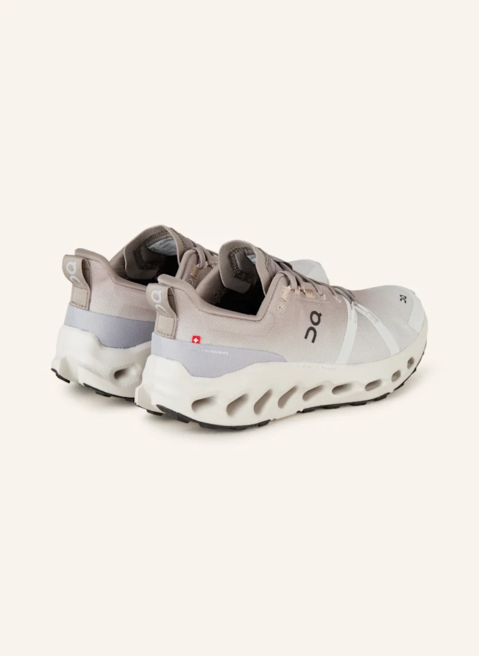 On On Trailrunning-Schuhe CLOUDSURFER TRAIL WATERPROOF
