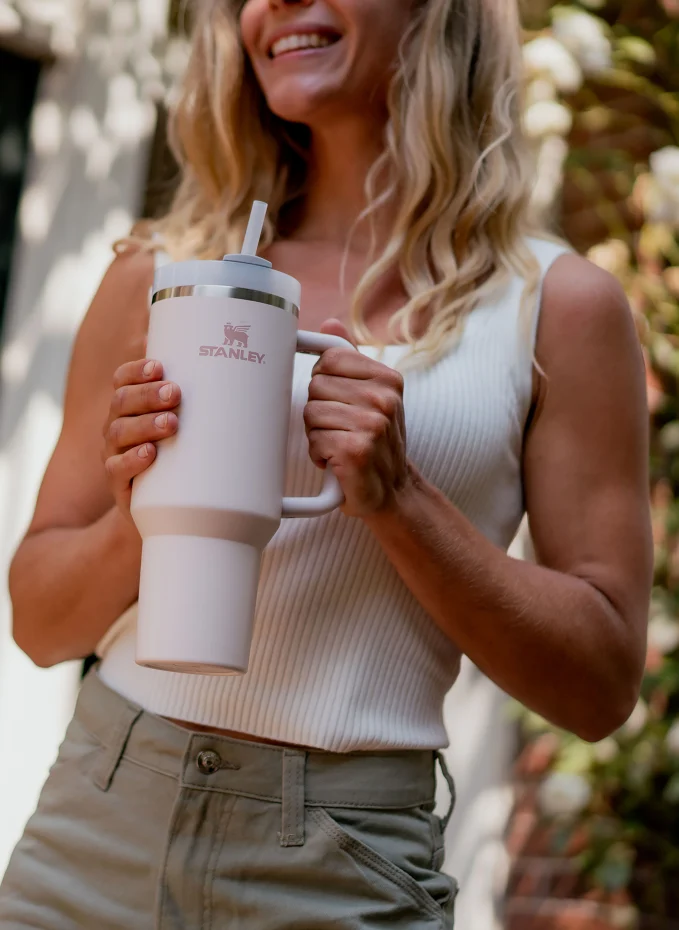 STANLEY STANLEY Thermobecher THE QUENCHER H2.0 FLOWSTATE™Volumen: 1 18 L