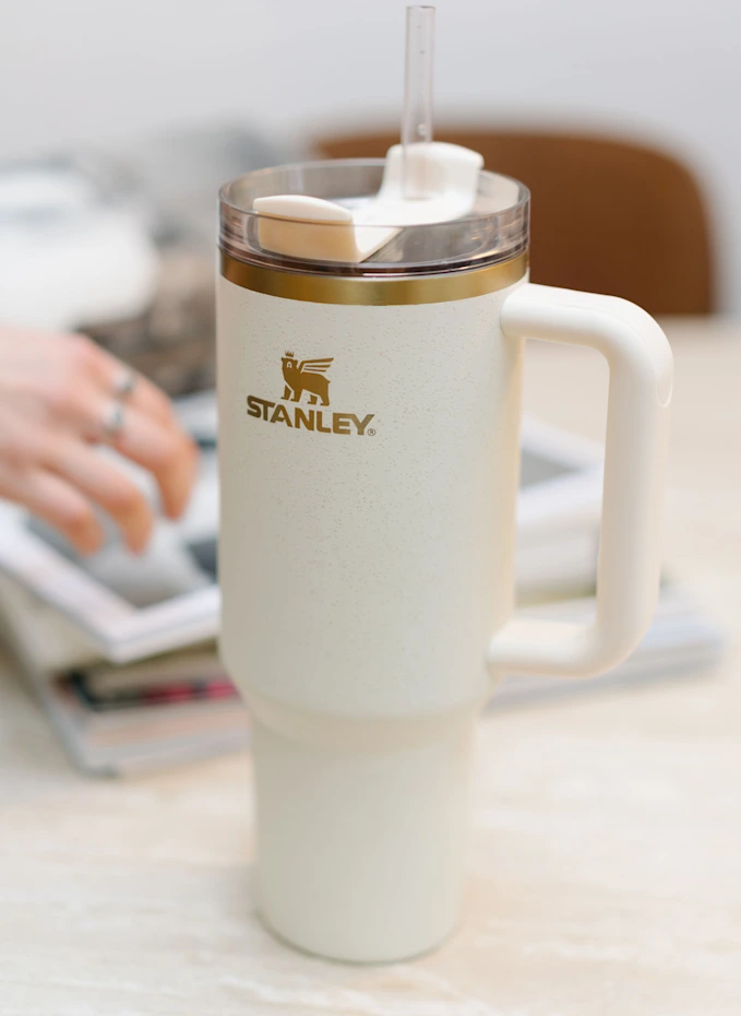 STANLEY STANLEY Thermobecher THE QUENCHER H2.0 FLOWSTATE™Volumen: 1 18 L