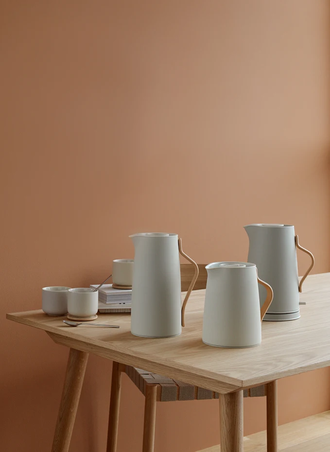 Stelton Stelton Isolierkanne EMMAVolumen: 1 2 L