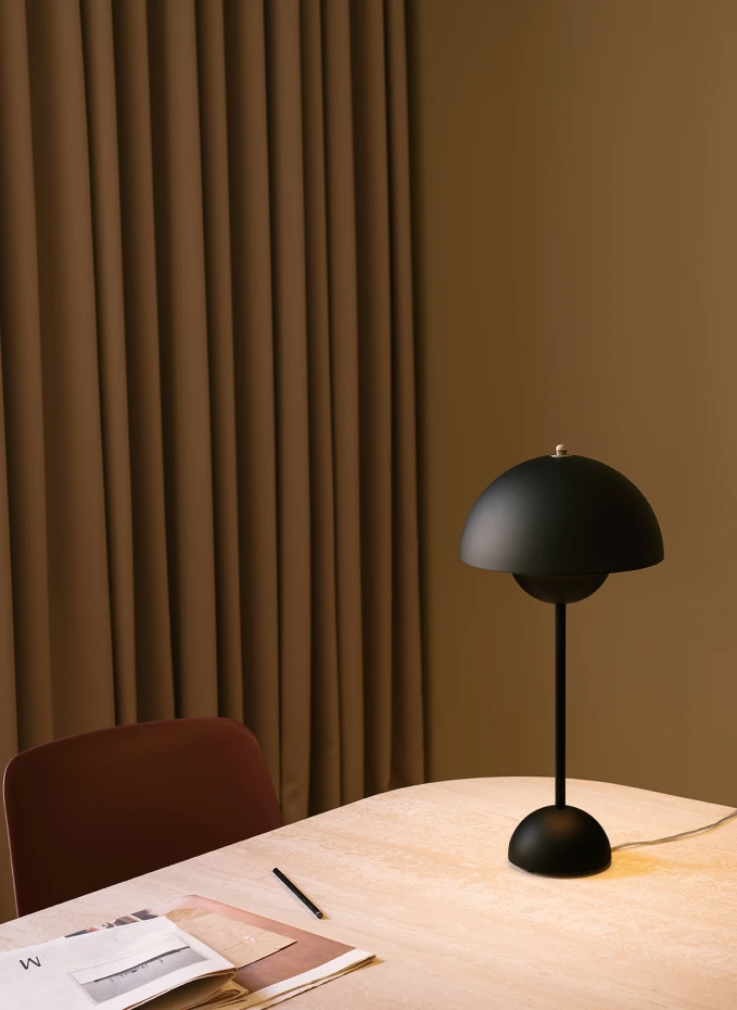 &Tradition &Tradition Tischleuchte FLOWERPOT VP3Höhe: 49 Cm