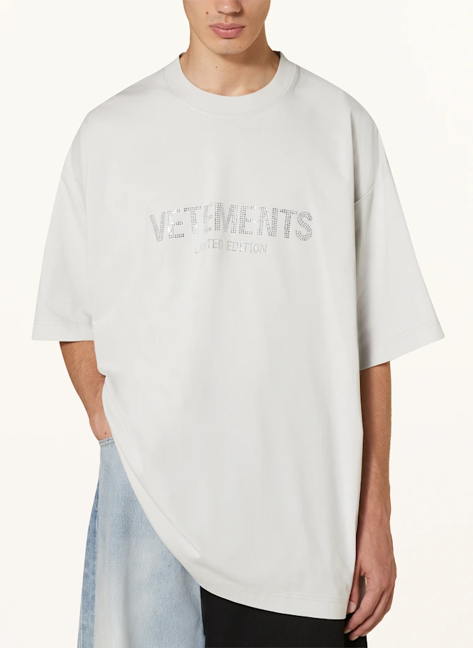 VETEMENTS VETEMENTS Oversize-Shirt Mit SchmucksteinenUNISEX