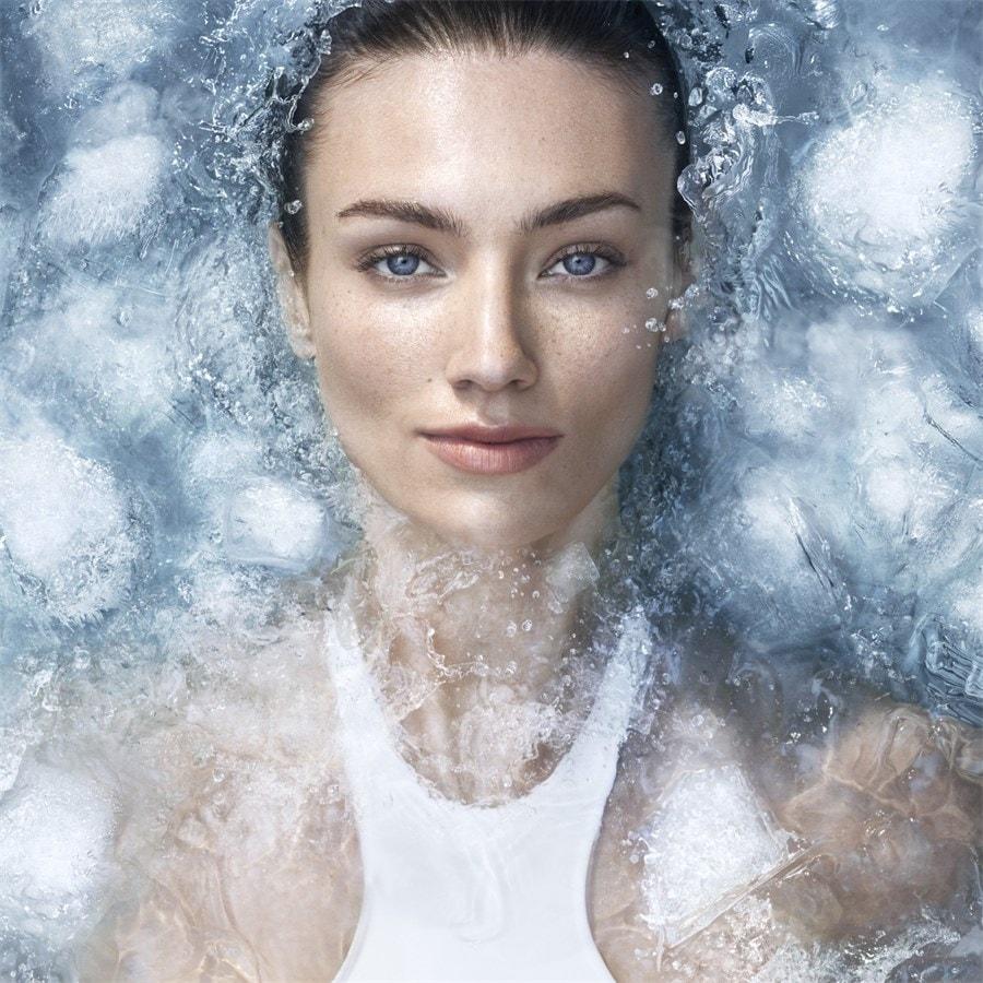 Aquasource Hydra Barrier Cleanser Von Biotherm