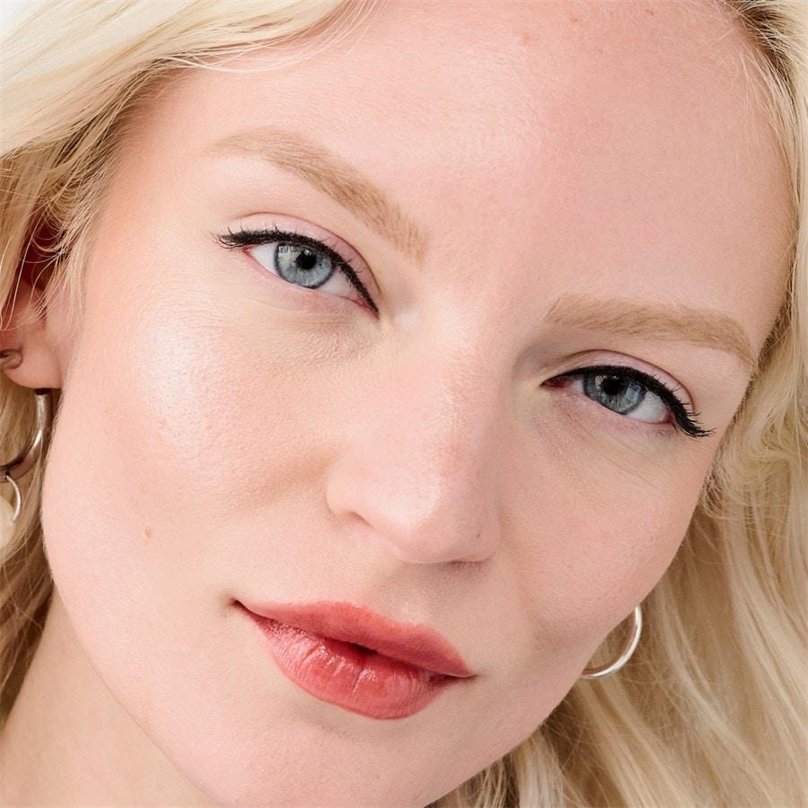 Augenbrauenstifte Mighty Fine Brow Pen - Superfeiner Brauenstift Mit Dreifacher Spitze Von Benefit